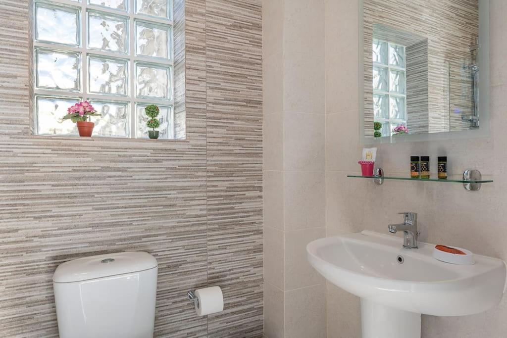 M City Apartments, Garden 2 Chania  Екстер'єр фото